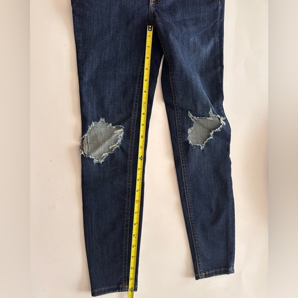 Free People Busted Knee Skinny Jeans - Picture 7 of 10